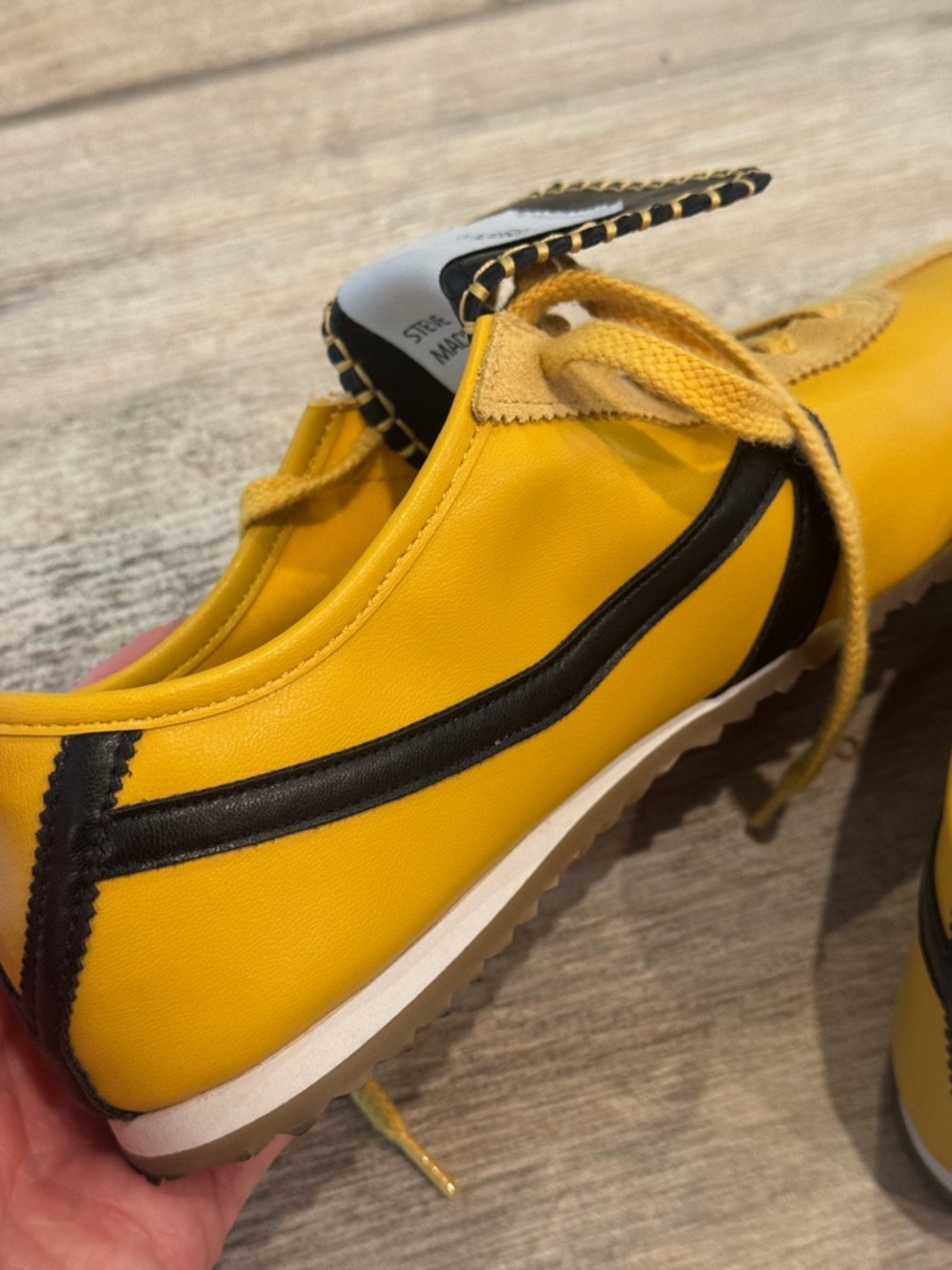 Jaiden by Steve Madden yellow sneakers casual leather size 9.5 - Picture 10 of 13